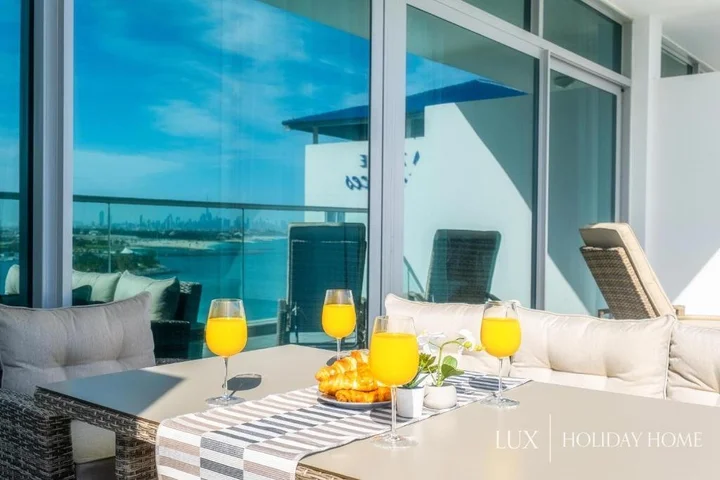 Дубай: LUX - Opulent Island Suite Burj Khalifa View 1