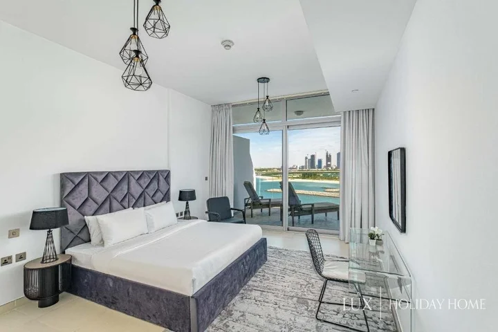 Дубай: LUX - Opulent Island Suite Burj Khalifa View 1
