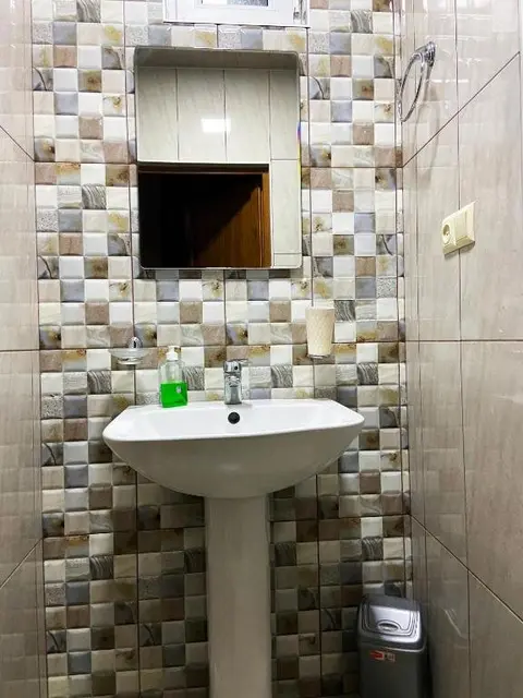 Ереван: F & F Hostel