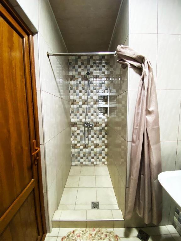 Ереван: F & F Hostel