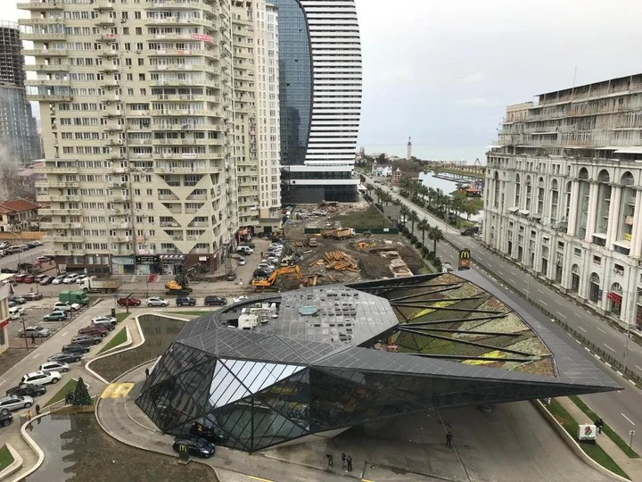 Батуми: Batumi Subtropic Family Apartment