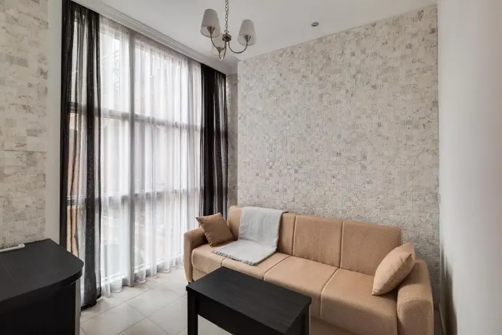 Батуми: Apartment Face House Batumi