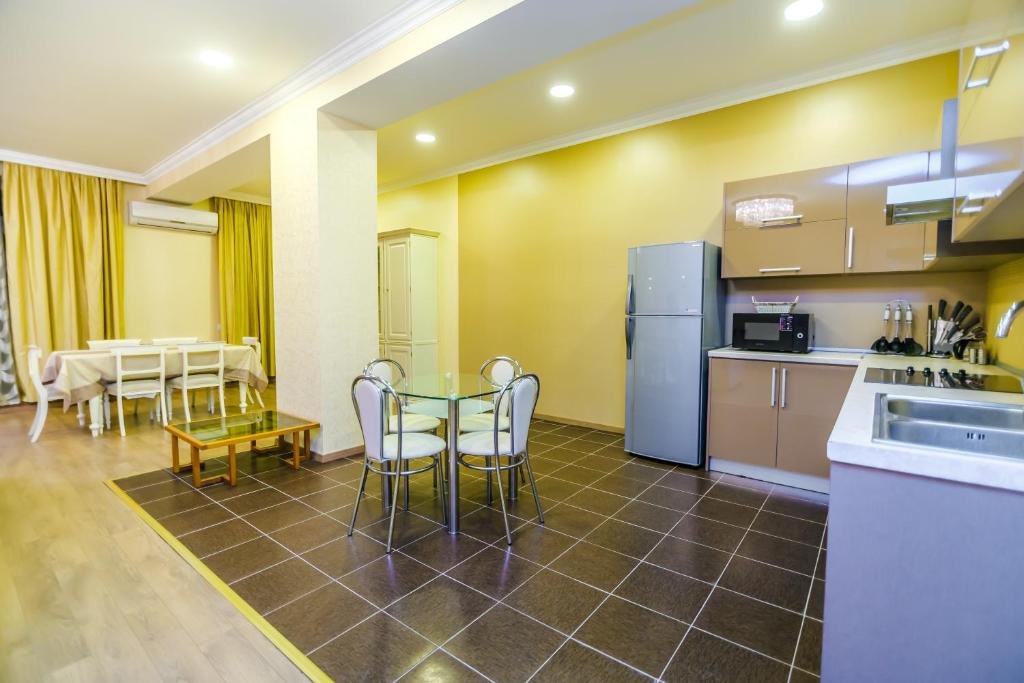 Баку: Delux Apartment in Baku Nizami street