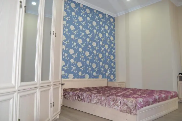 Батуми: Helen's Apartment