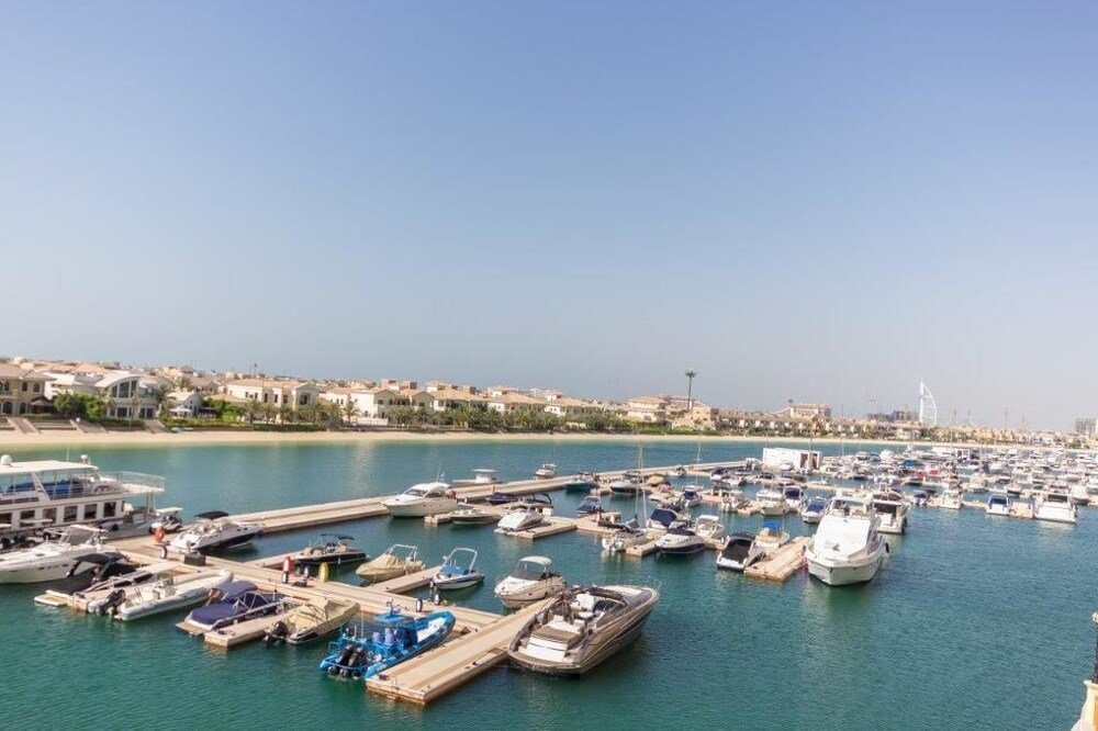 Дубай: Keysplease Holiday Homes - Palm Views East