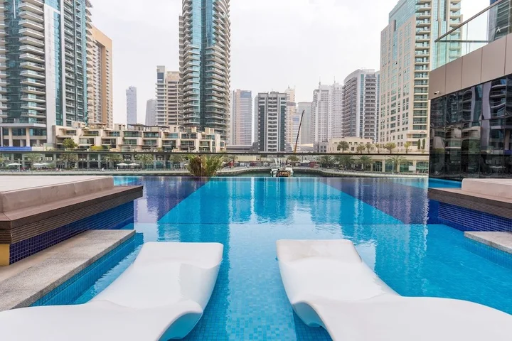 Дубай: No.9, Dubai Marina By Deluxe Holiday Homes