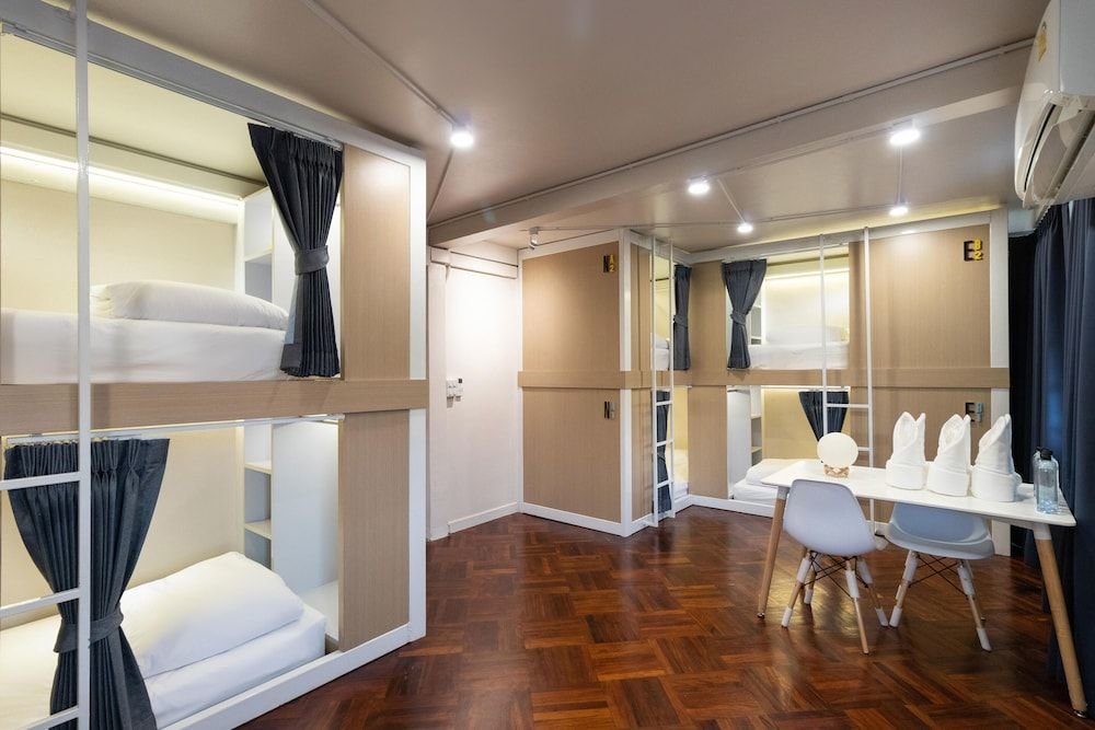 Столичный район Чантхабури: OYO 666 Apollo 19 Hostel