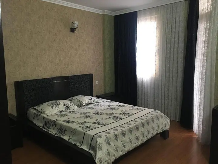 Батуми: Kobaladze Street 4