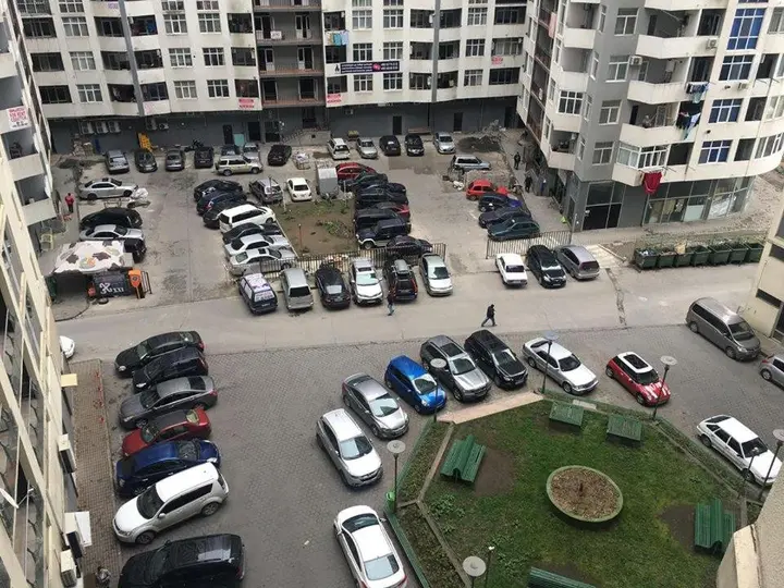 Батуми: Kobaladze Street 4