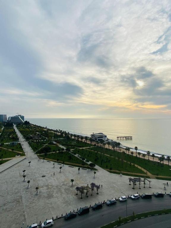 Батуми: Panoramic view Apartment 57