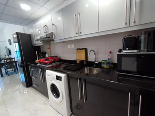 Дубай: Апартаменты SuperHost - Elite Studio With Balcony Overlooking the Canal