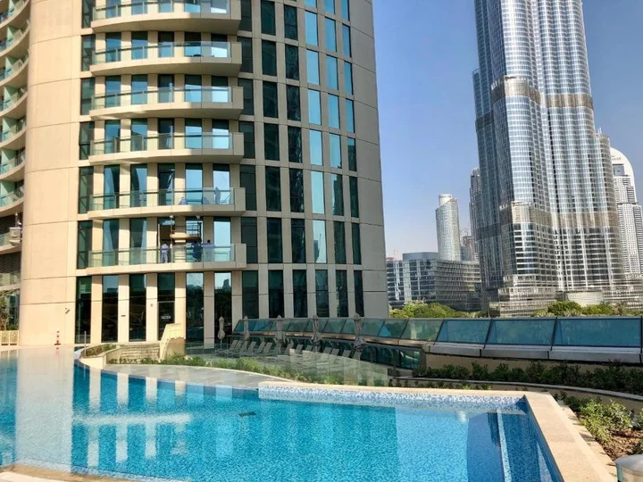 Дубай: Yallarent Burj Vista Apartments
