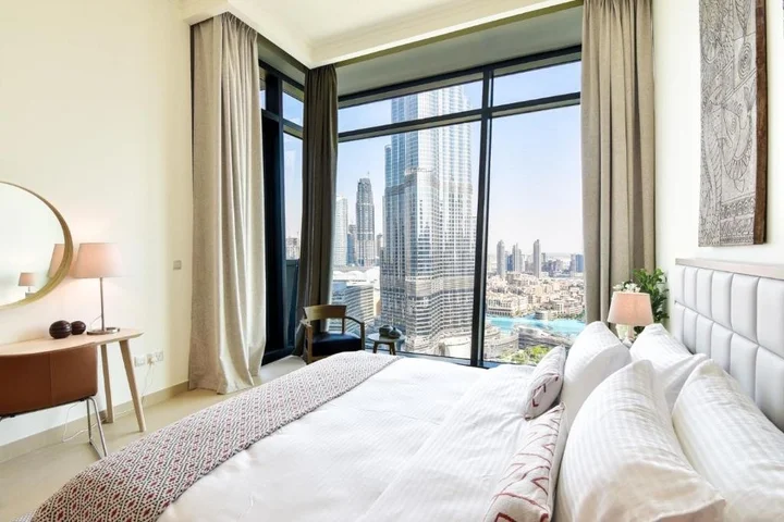 Дубай: Yallarent Burj Vista Apartments