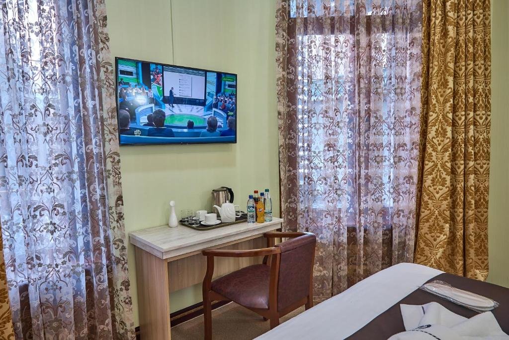 Ташкент: Queens Hotel