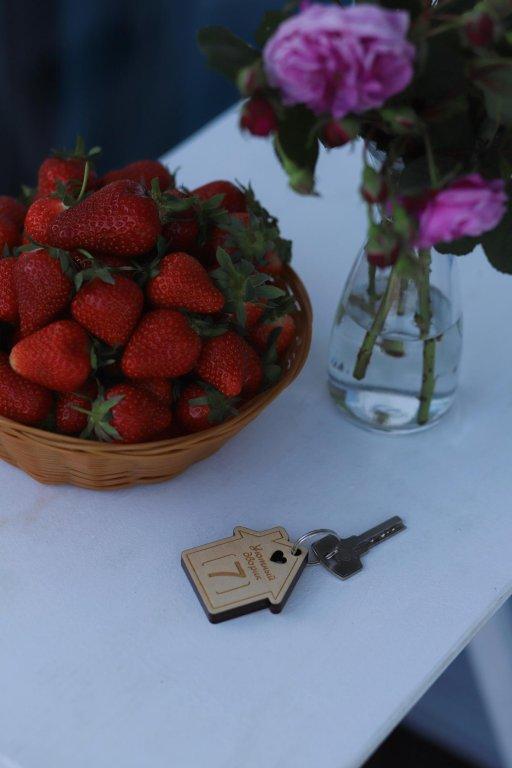 carousel image 1