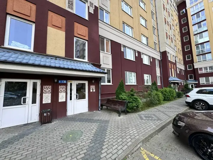 Зеленоградск: Апартаменты 39квартир с детской кроваткой
