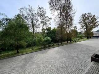 Зеленоградск: Апартаменты 39квартир с детской кроваткой