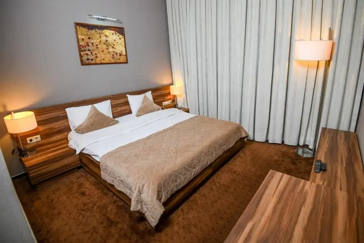 Баку: Hotel Avenue Baku Hotel Best Price