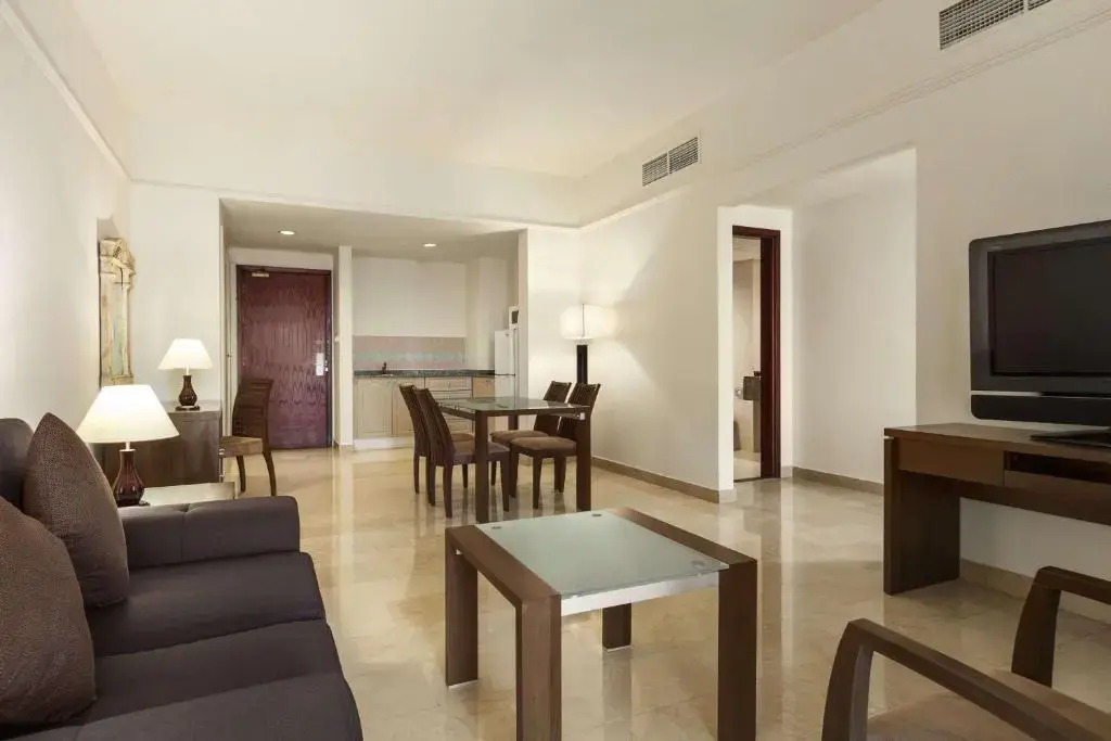 Аджман: Ramada beach hotel new