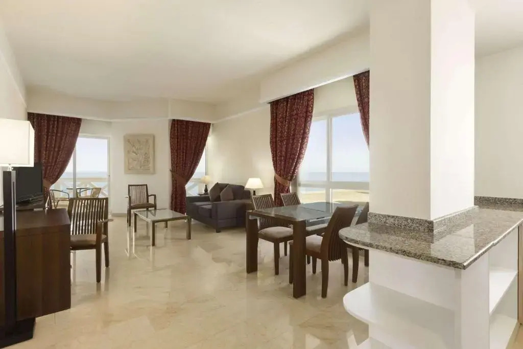 Аджман: Ramada beach hotel new