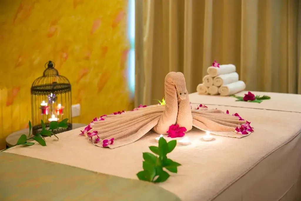 Аджман: Ramada beach hotel new