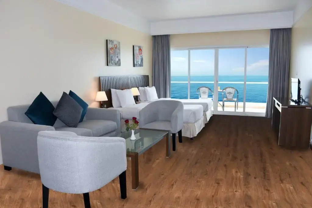 Аджман: Ramada beach hotel new