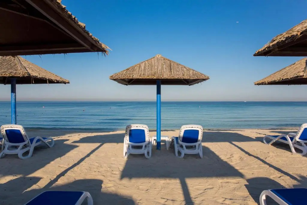 Аджман: Ramada beach hotel new