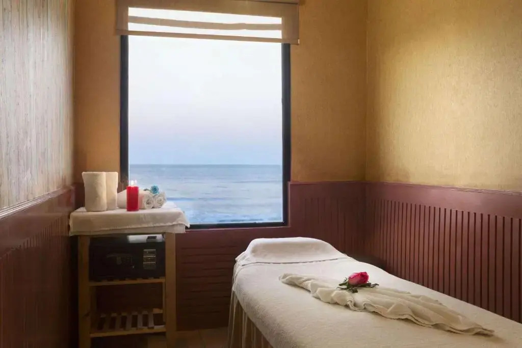 Аджман: Ramada beach hotel new