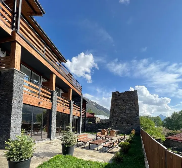 Степанцминда: Отель Capra Kazbegi