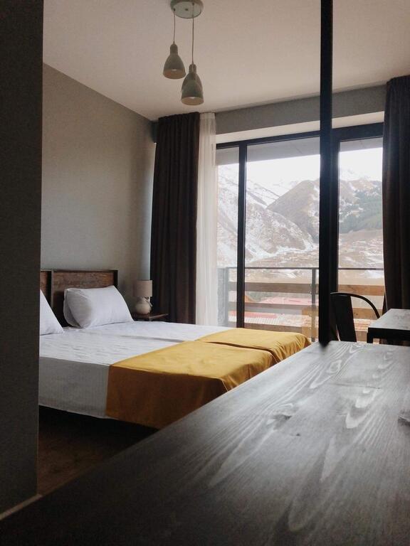 Степанцминда: Отель Capra Kazbegi