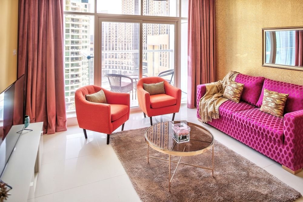 Дубай: Luxury Staycation Continental Tower
