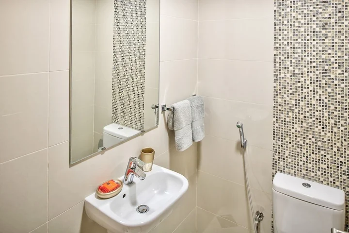 Дубай: Luxury Staycation Continental Tower