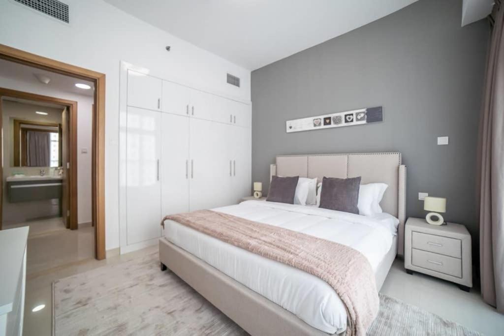 Дубай: Continental Tower, Dubai Marina - Luton Vacation Homes