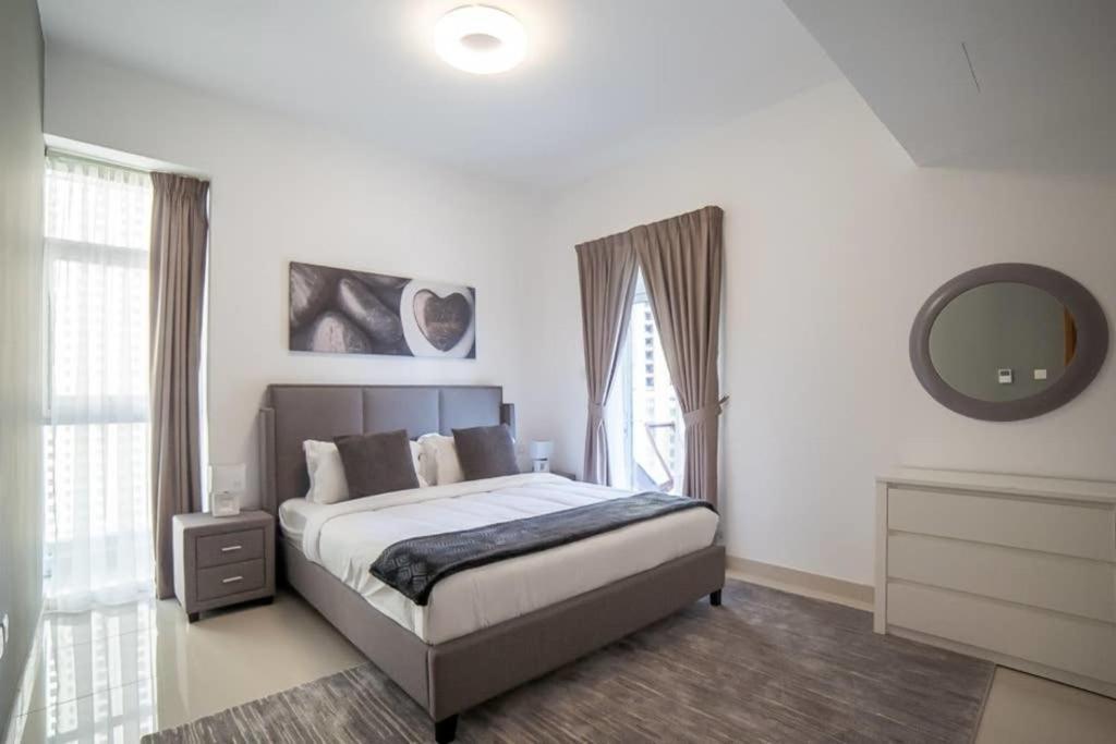 Дубай: Continental Tower, Dubai Marina - Luton Vacation Homes