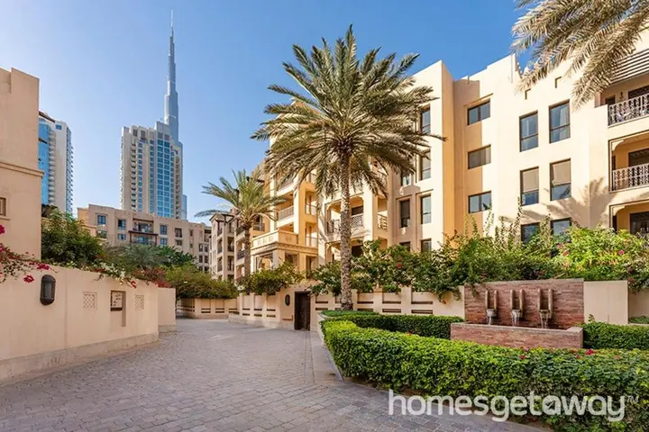 Дубай: HomesGetaway -1 Bedroom Furnished apartment in Kamoon 1