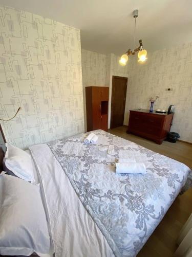 Тбилиси: M.M Hotel