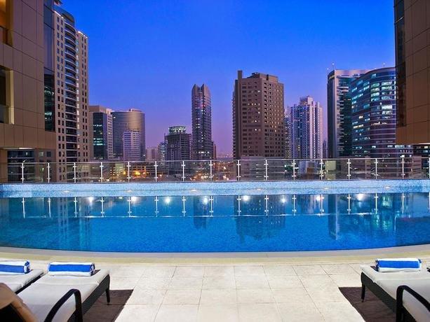 Дубай: Mercure Dubai Barsha Heights Hotel Suites  Apartments
