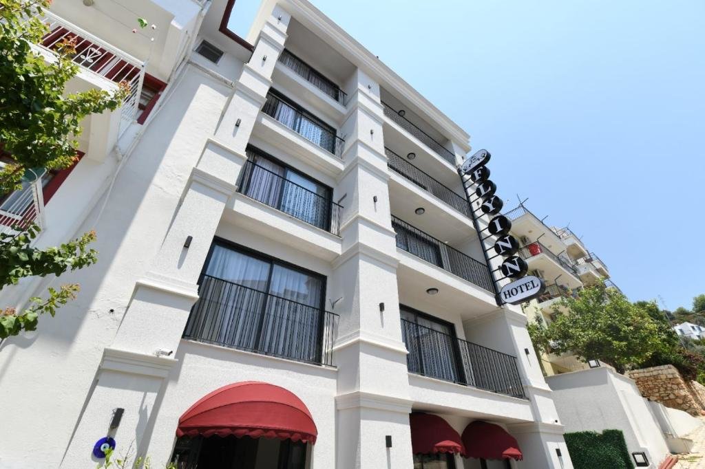 Каш: Kas Pier Hotel