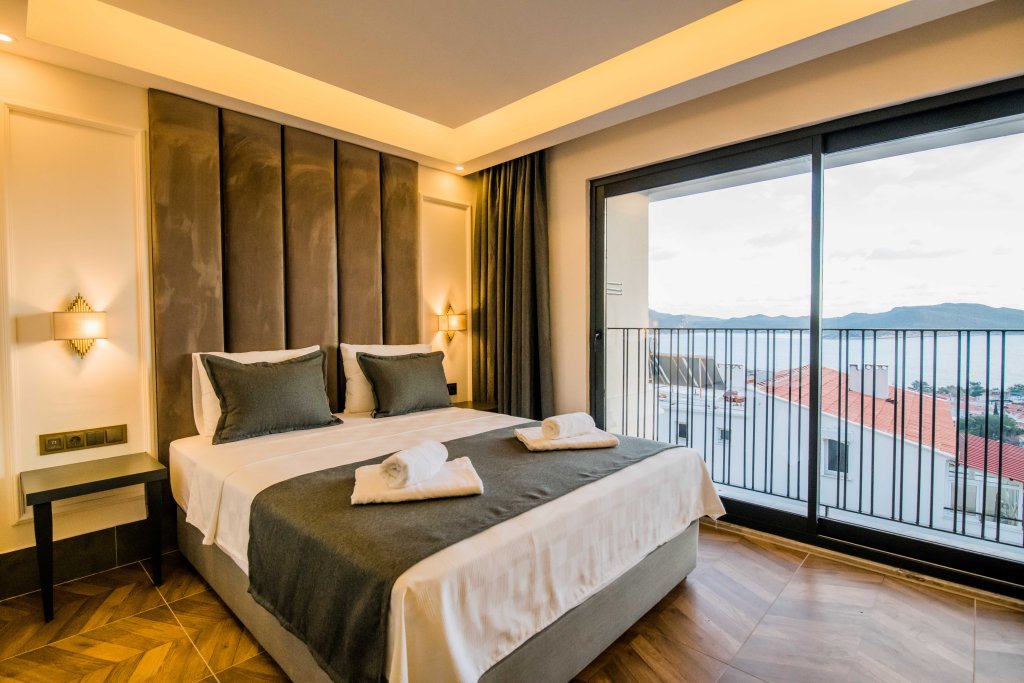 Каш: Kas Pier Hotel