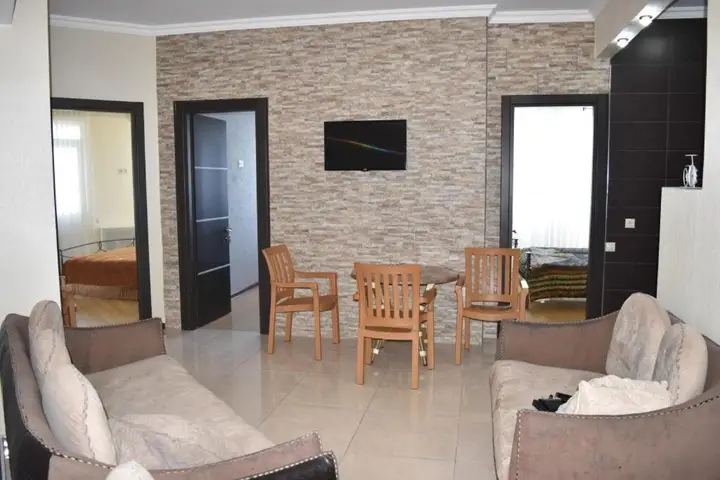 Natia's Apartment in Batumi — фото 3