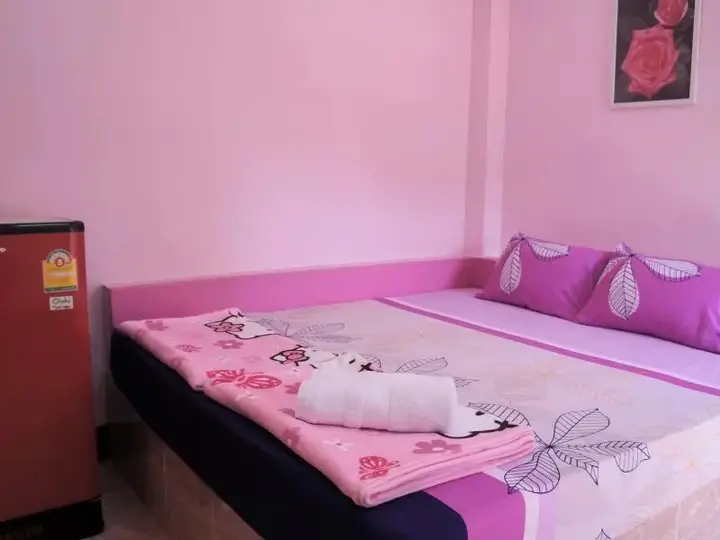 Бури Рам: Woraya Place
