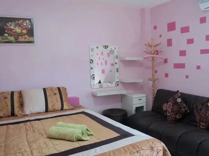 Бури Рам: Woraya Place