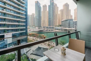 Дубай: LUX Holiday Home Dubai Marina JBR - Silverene Towers