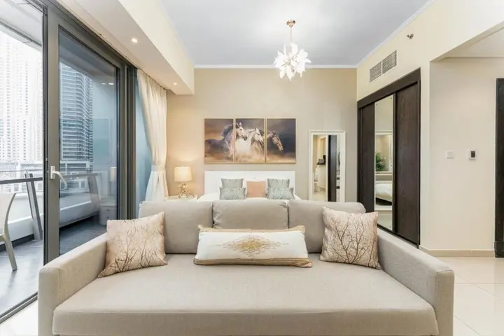 Дубай: LUX Holiday Home Dubai Marina JBR - Silverene Towers