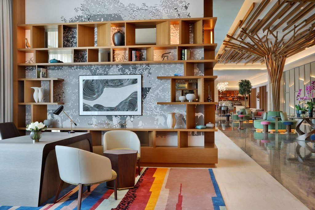 Шарджа: Doubletree By Hilton Sharjah Waterfront Hotel & Suites