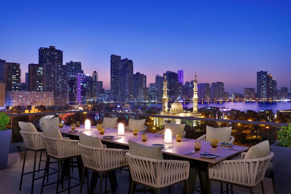 Шарджа: Doubletree By Hilton Sharjah Waterfront Hotel & Suites