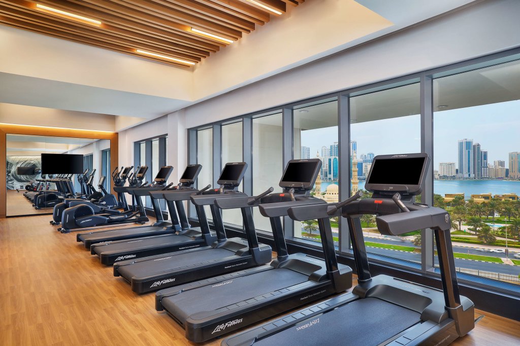 Шарджа: Doubletree By Hilton Sharjah Waterfront Hotel & Suites