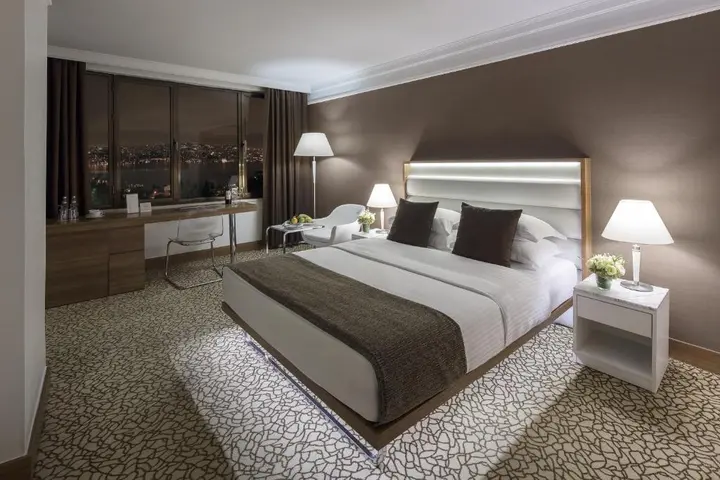 Стамбул: Richmond Istanbul