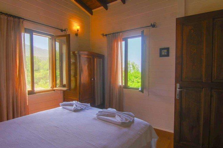 Исламлар: Villa Daphne