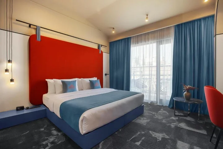 Тбилиси: Heritage Hotel and Suites (by Travel Agency)